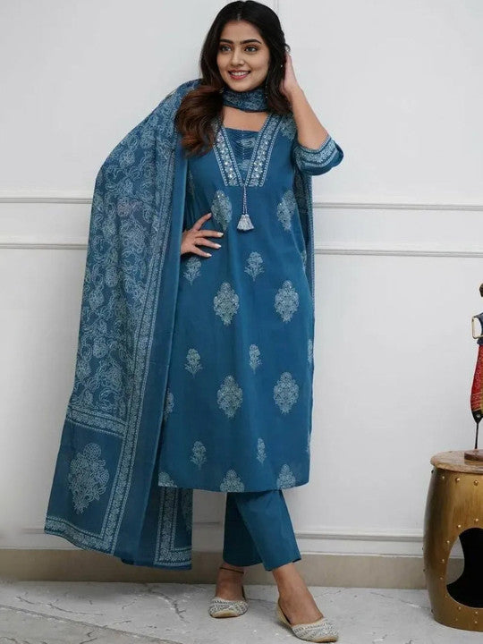 Women Floral Printed Regular Kurta with Trousers & With Dupatta