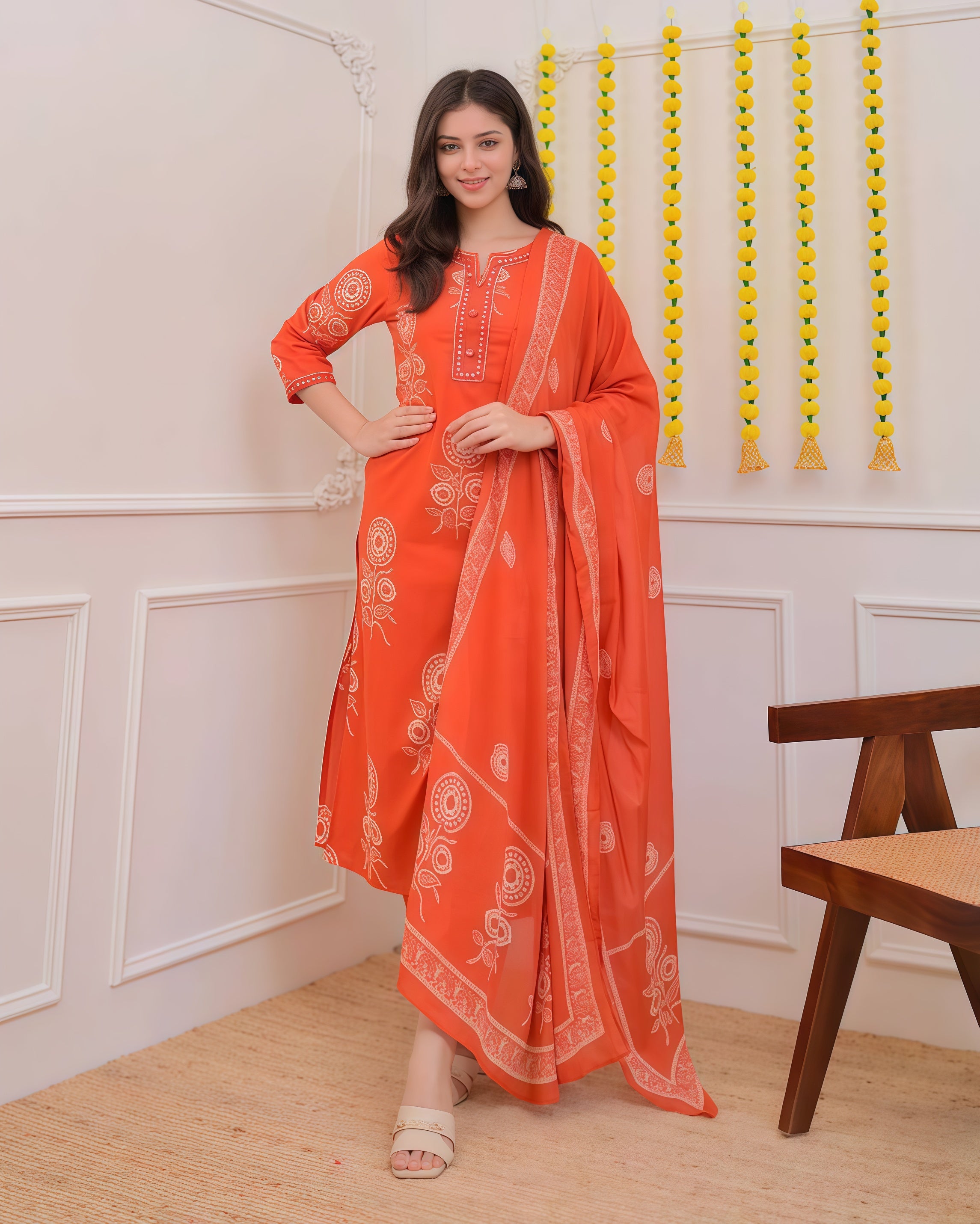 Women Floral Printed Regular Kurta with Trousers & With Dupatta