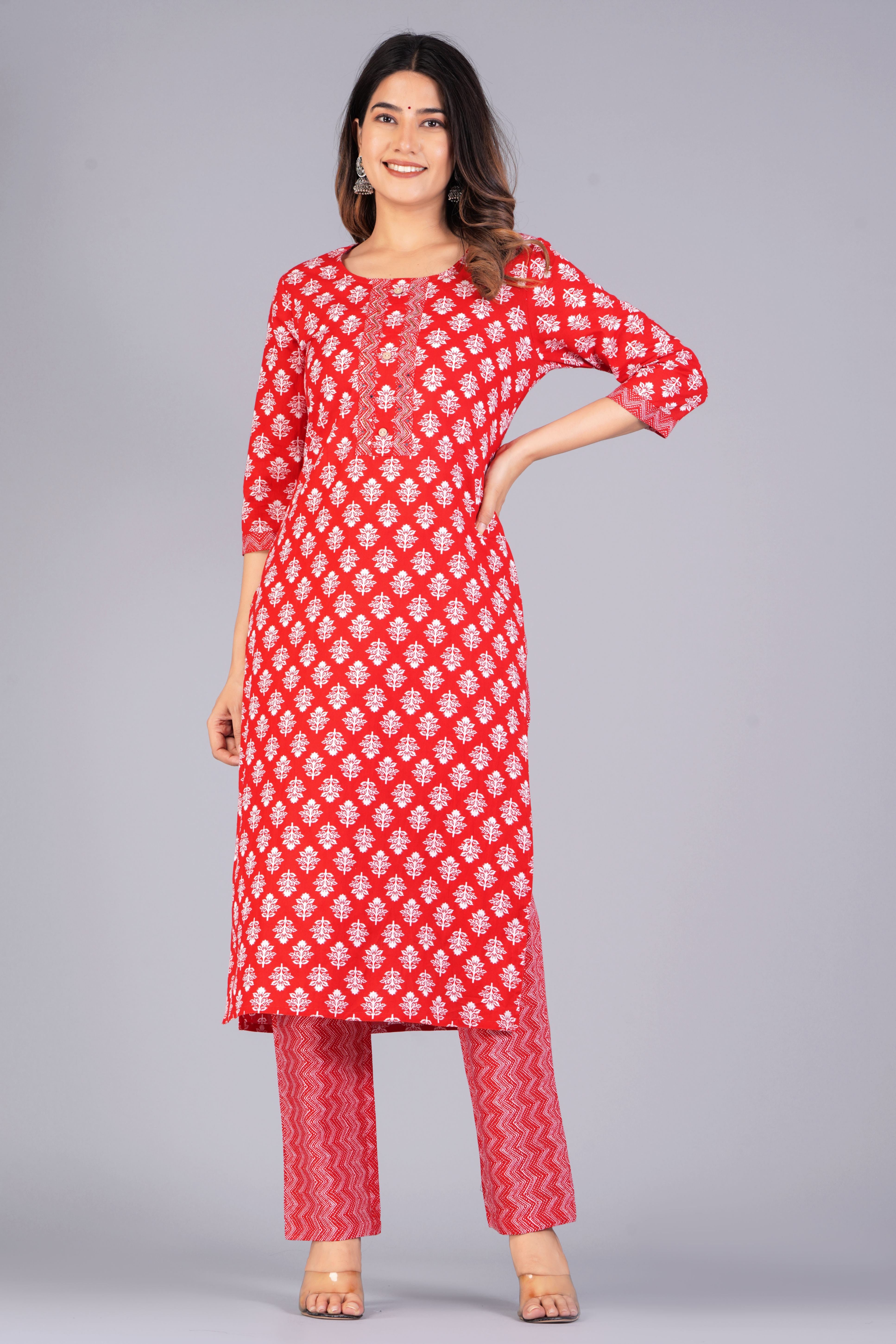 Women Floral Printed Regular Kurta with Trousers & With Dupatta