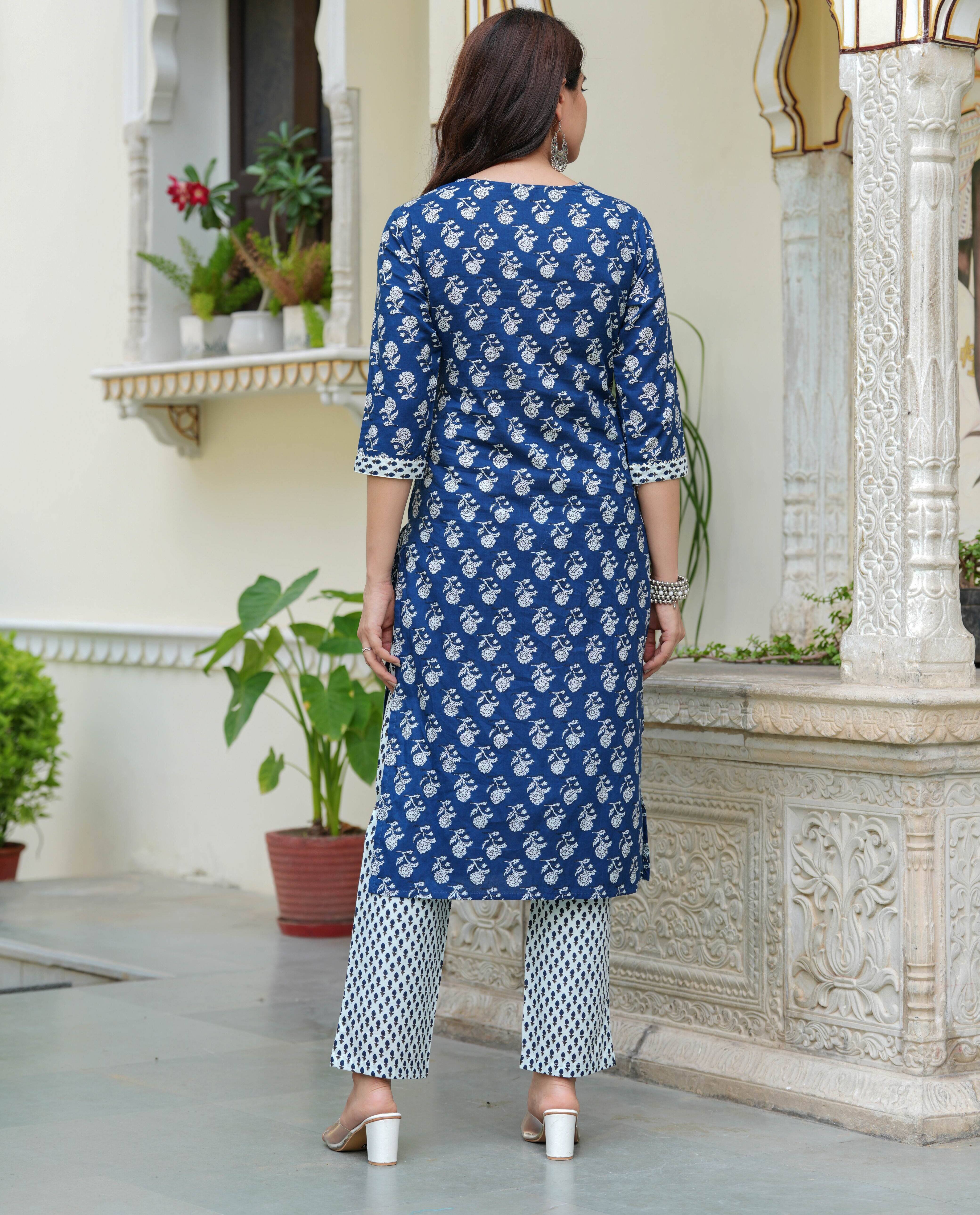 Women Floral Printed Regular Kurta with Trousers & With Dupatta
