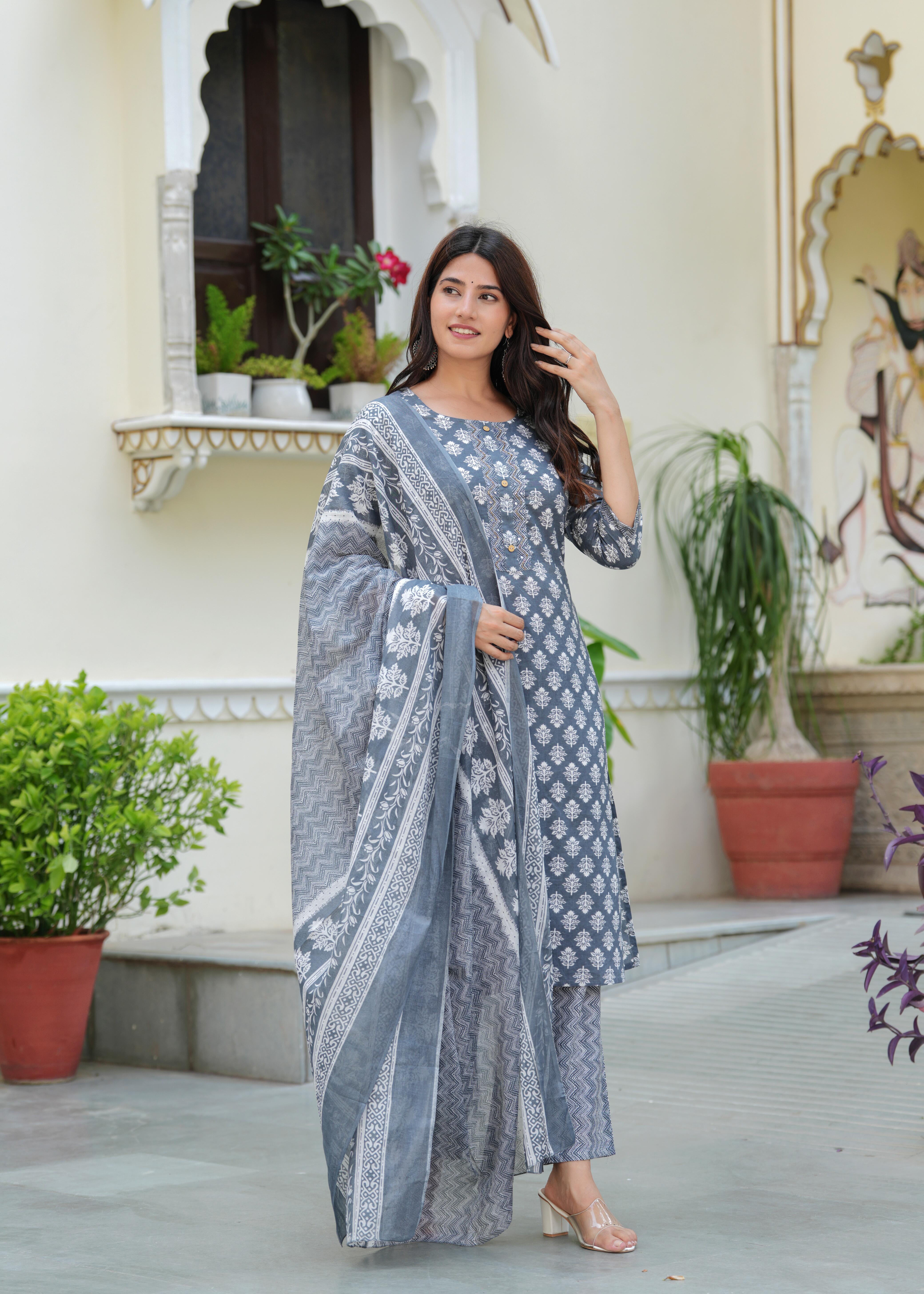 Women Floral Printed Regular Kurta with Trousers & With Dupatta
