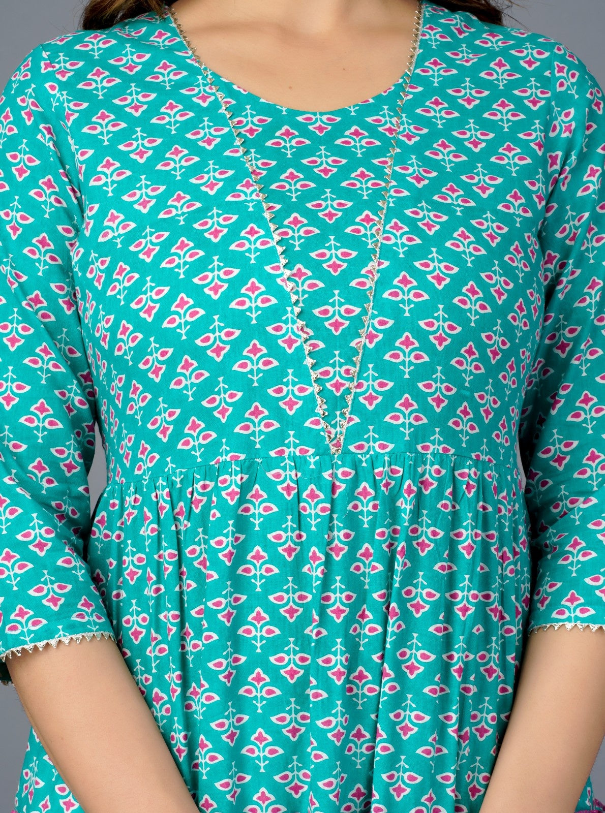 Women Floral Printed  Kurta