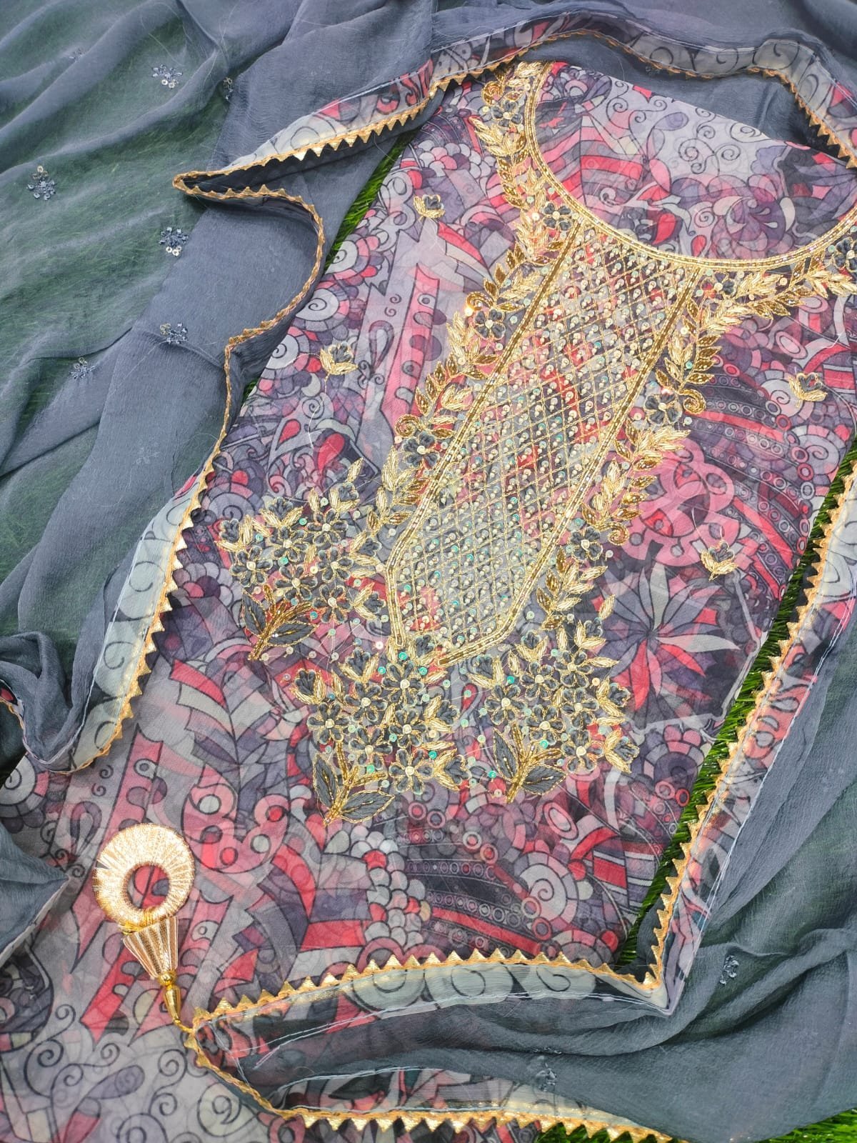 Geometric Multi Color Suit Set